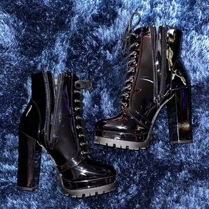 SHEIN Black Glossy Lace-Up Boots